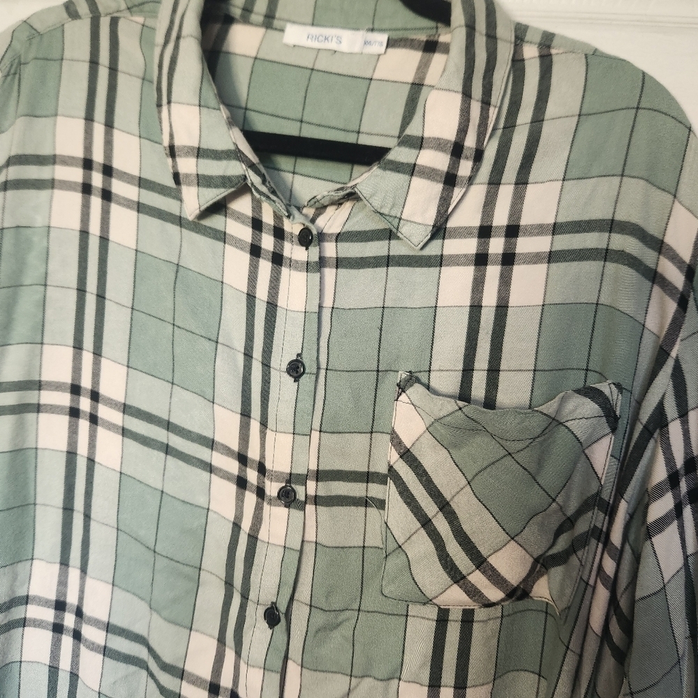 Rickis Womens Plus Size Super Soft Long Sleeve Button Down Size XXL/2x - Picture 7 of 14